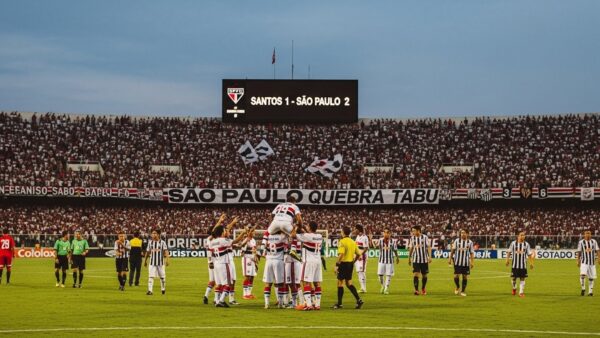 São Paulo Quebra Tabu e Vence o Santos na Vila: Um Clássico da Saudade Inesquecível